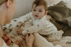 Blackberry Muslin Dekbedovertrekset,, 50x70 + 140x200 Cm -Woonwinkel garbo friends blackberry muslin dekbedovertrekset 8